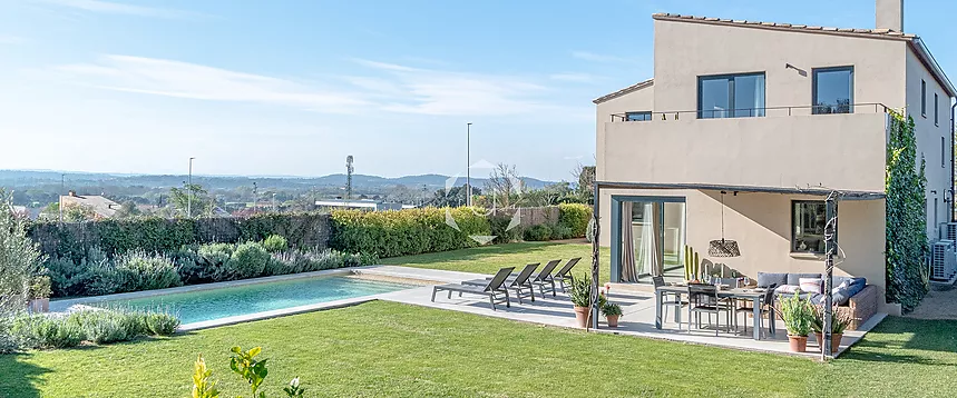 CASA LLEVADORA