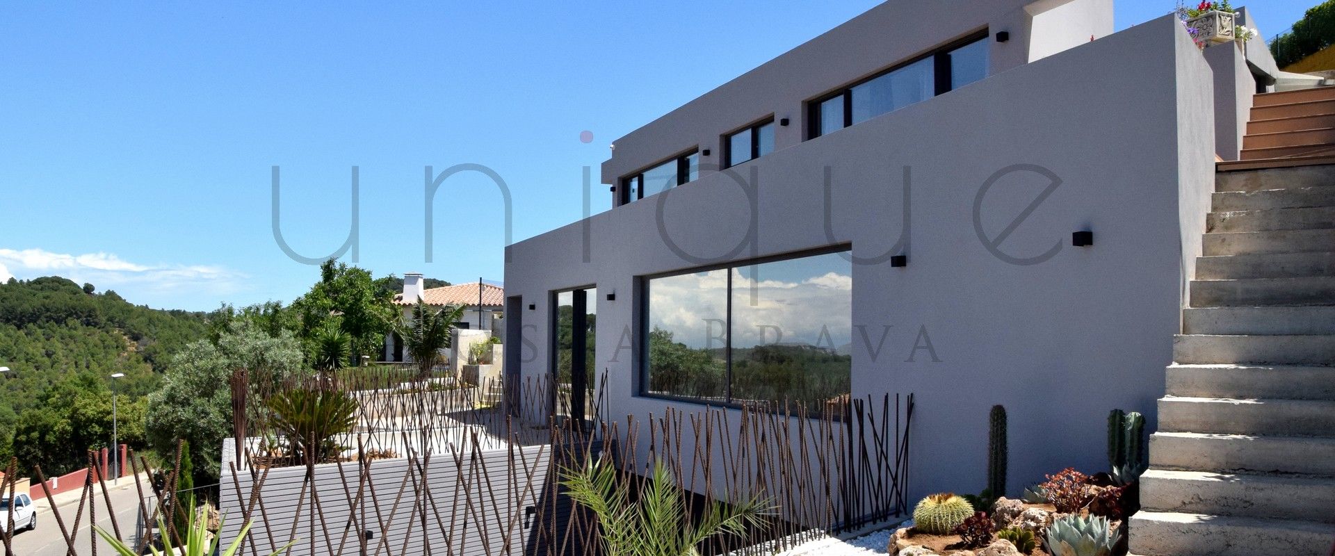 CASA LOU